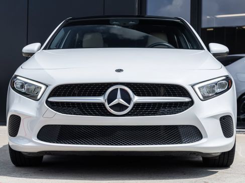 Used 2019 Mercedes-Benz A 220 image 4