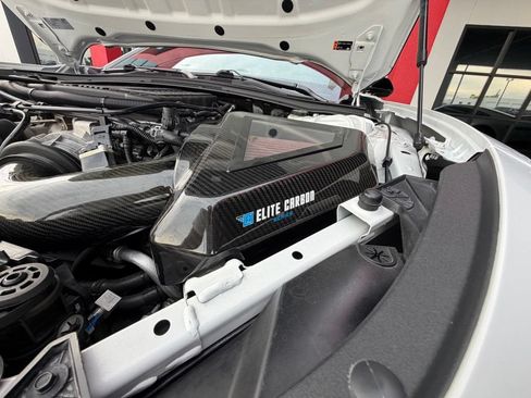 Used 2019 Chevrolet Camaro ZL1 RWD image 8