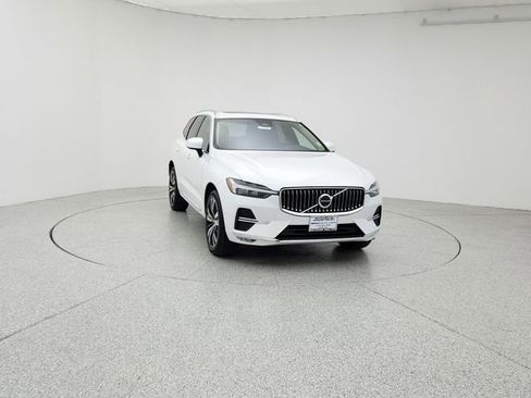 Certified 2023 Volvo XC60 B5 Plus w/ Climate Package image 2