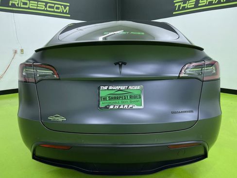 Used 2021 Tesla Model Y Performance image 8