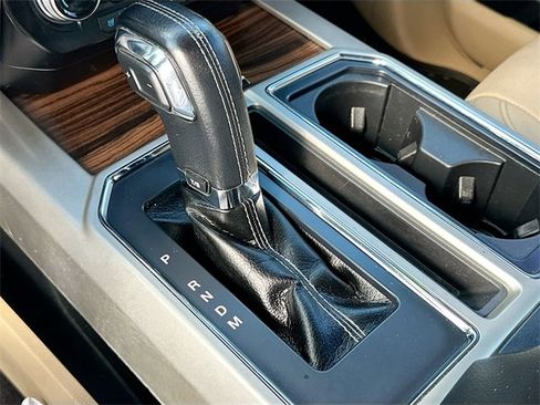 Used 2017 Ford F150 Lariat w/ Equipment Group 502A Luxury image 16