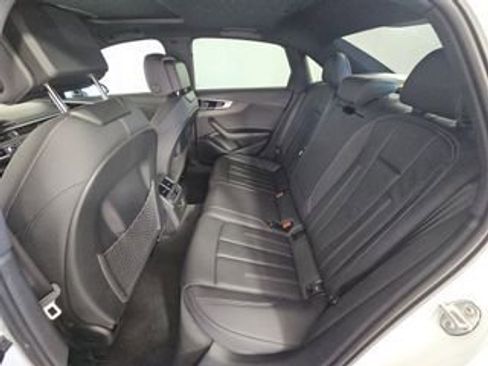 Used 2023 Audi A4 2.0T Premium w/ Convenience Package image 6