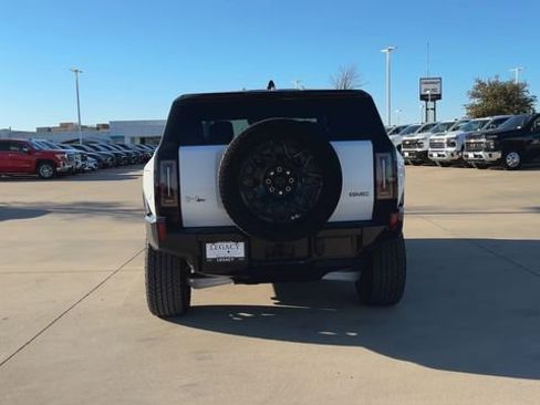 New 2025 GMC Hummer EV 2X image 7