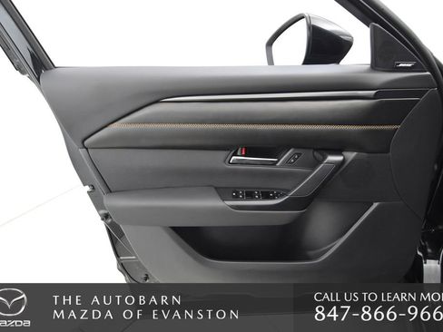 Certified 2025 MAZDA CX-50 2.5 Hybrid w/ Premium Plus Pkg image 29