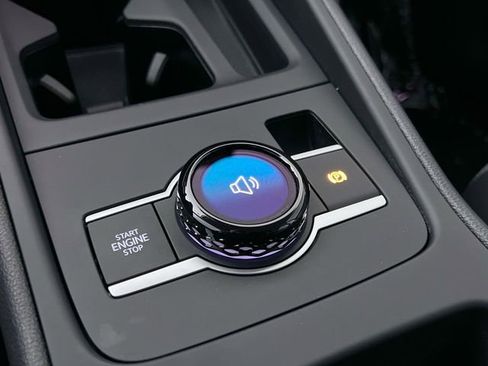 New 2025 Volkswagen Tiguan SE image 26