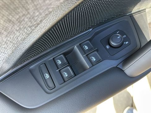 New 2026 Volkswagen Tiguan S image 12