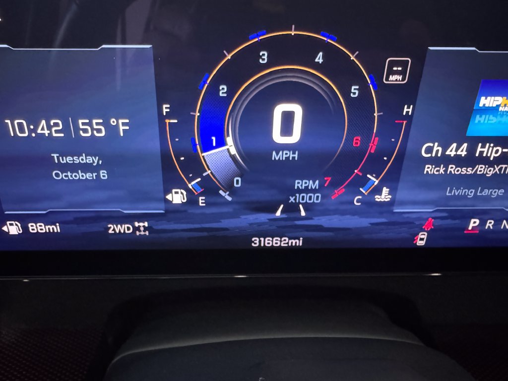 Certified 2025 Chevrolet Traverse RS AWD/4WD image 19
