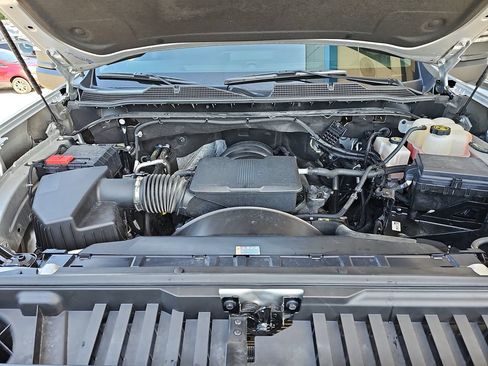Certified 2023 Chevrolet Silverado 2500 Custom w/ Custom Value Package AWD/4WD image 33
