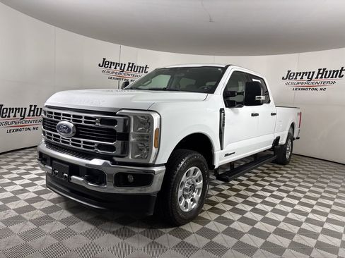 Used 2024 Ford F250 XLT w/ FX4 Off-Road Package image 1