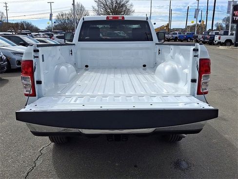 Used 2024 RAM 2500 Tradesman w/ Chrome Appearance Group image 22
