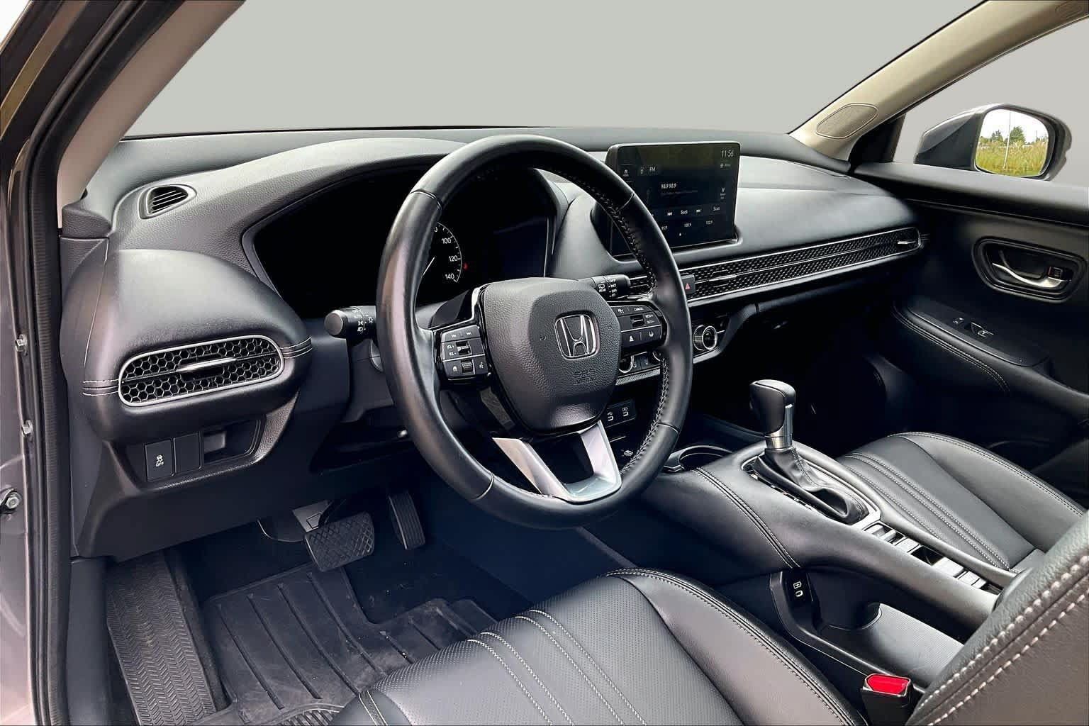 Used 2026 Honda HR-V EX-L image 18