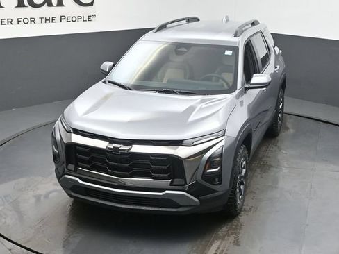 New 2026 Chevrolet Equinox ACTIV w/ Convenience Package III FWD image 24