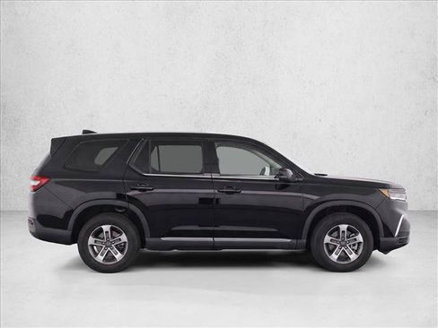 Used 2023 Honda Pilot EX-L image 8