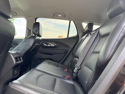 Used 2020 GMC Terrain SLT image 17