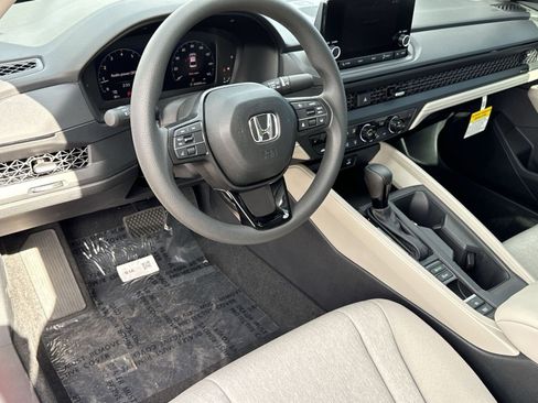 New 2025 Honda Accord SE image 11
