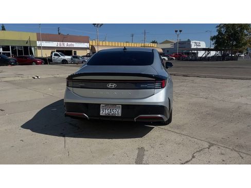 Used 2025 Hyundai Sonata SEL image 2