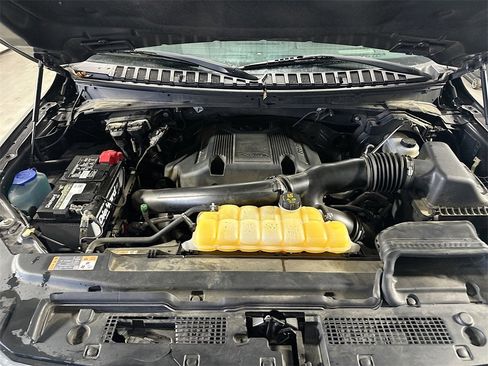 Used 2018 Ford Expedition Max Platinum image 34