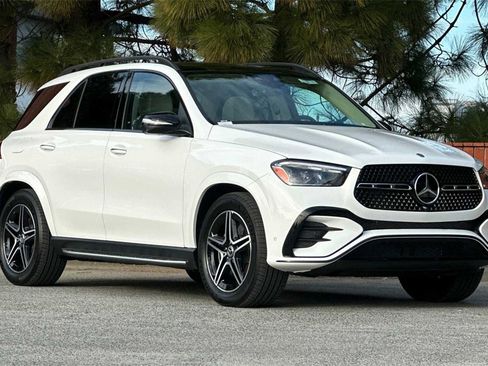 New 2025 Mercedes-Benz GLE 350 4MATIC image 2