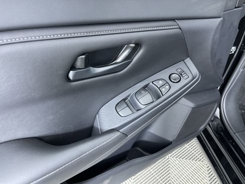 New 2025 Nissan Sentra S image 13