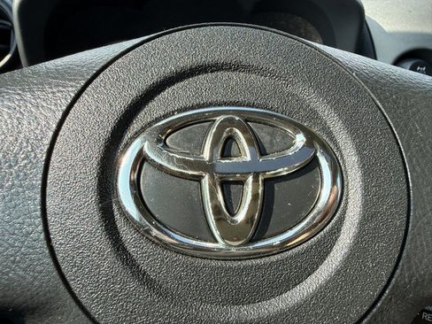 Used 2010 Toyota RAV4 Limited AWD/4WD image 23