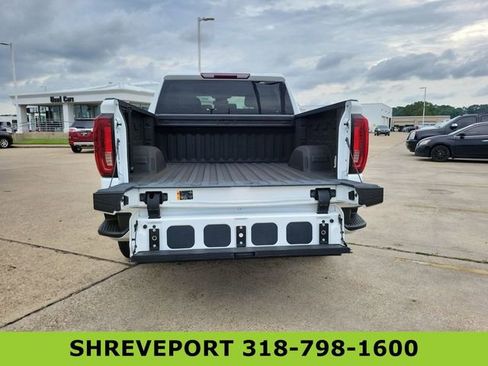 Used 2022 GMC Sierra 1500 SLT w/ SLT Convenience Package AWD/4WD image 26