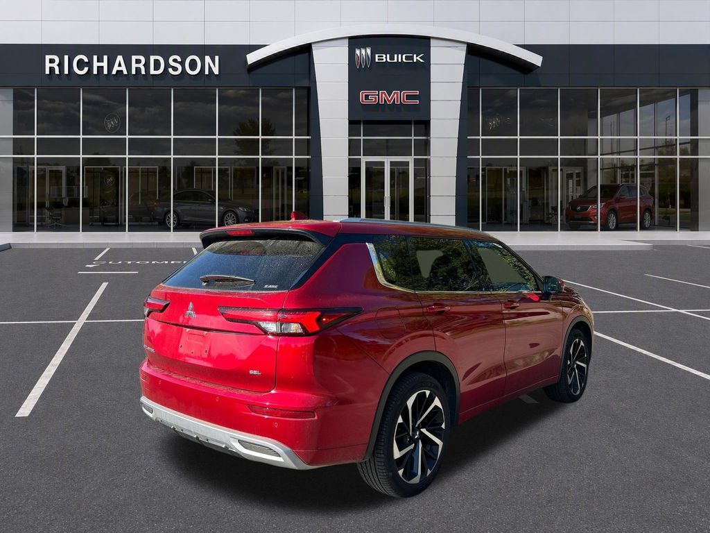 Used 2022 Mitsubishi Outlander SEL AWD/4WD image 5