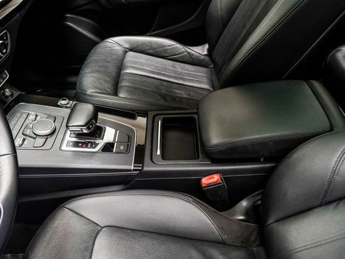 Used 2018 Audi Q5 2.0T Premium Plus w/ Premium Plus Package image 17