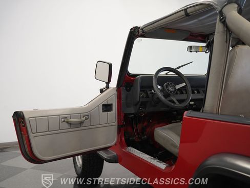 Used 1989 Jeep Wrangler 4WD image 36