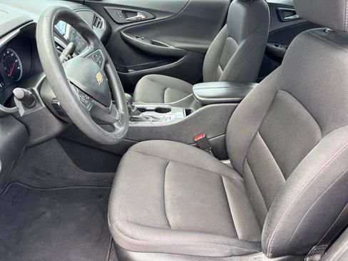 Used 2023 Chevrolet Malibu LT FWD image 14