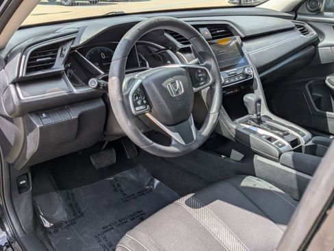 Certified 2018 Honda Civic EX image 10