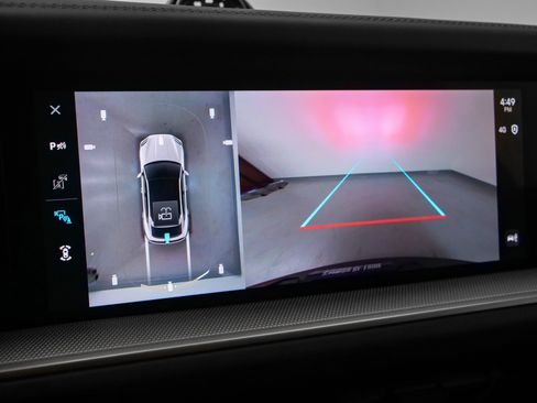 Certified 2025 Porsche Cayenne Coupe image 33