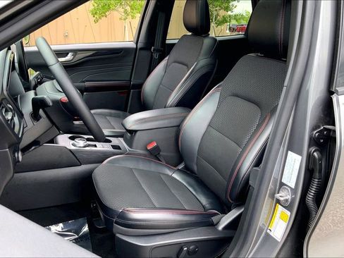 Used 2024 Ford Escape ST-Line w/ Tech Pack #1 FWD image 24