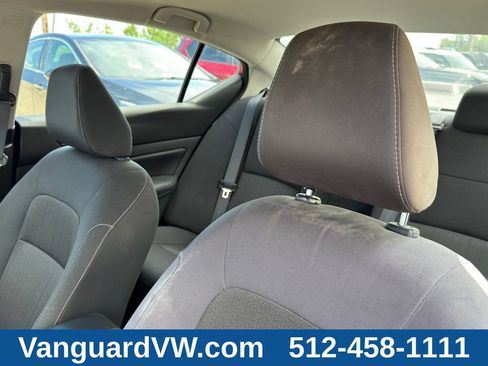 Used 2023 Nissan Altima 2.5 SV FWD image 12