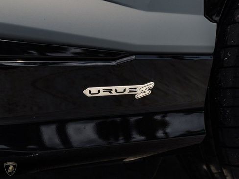 Used 2024 Lamborghini Urus S AWD/4WD image 42