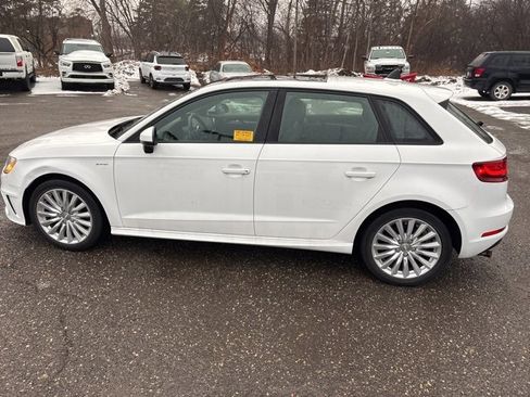 Used 2016 Audi A3 e-tron Premium w/ 17" Wheel Package image 8
