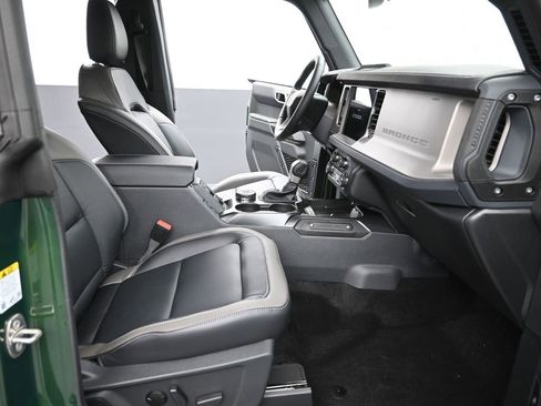 New 2025 Ford Bronco Outer Banks image 27