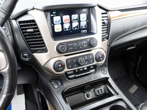 Used 2017 GMC Yukon Denali w/ Open Road Package image 3