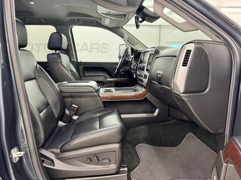 Used 2017 GMC Sierra 2500 SLT w/ Driver Alert Package AWD/4WD image 16