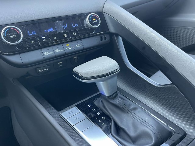 Certified 2023 Hyundai Elantra SEL FWD image 32