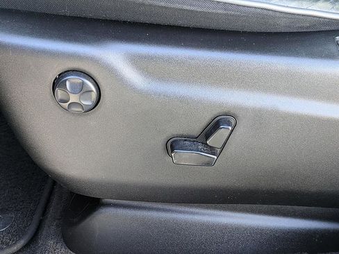 Used 2019 Jeep Grand Cherokee Summit w/ Platinum Series Group image 16