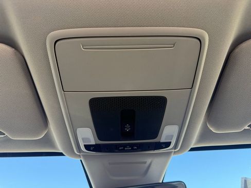 Used 2024 Honda CR-V EX-L image 18