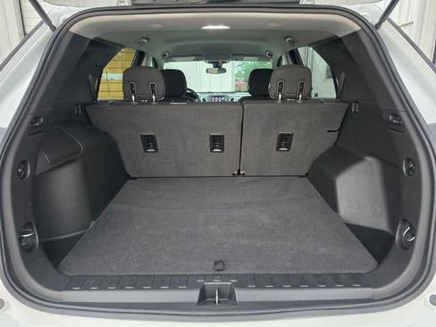 Used 2020 Chevrolet Equinox LS w/ LS Convenience Package FWD image 24