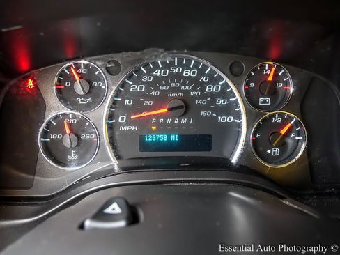 Used 2019 GMC Savana 3500 Extended w/ Driver Convenience Package RWD image 14
