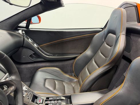 Used 2013 McLaren MP4-12C Spider RWD image 17