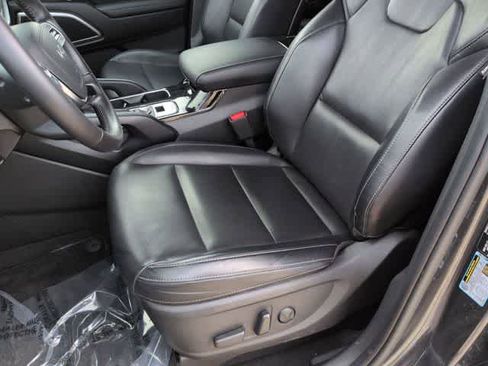 Used 2023 Kia Telluride S AWD/4WD image 16