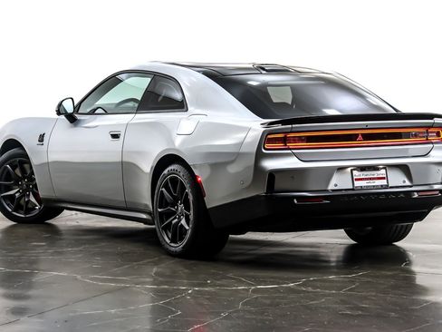 Used 2024 Dodge Charger Daytona Scat Pack w/ Plus Group image 14