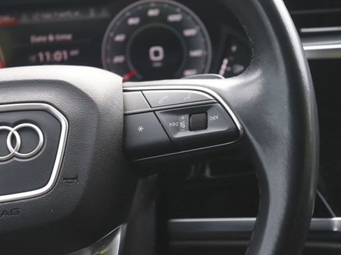 Used 2023 Audi Q3 2.0T Premium Plus w/ Premium Plus Package image 22