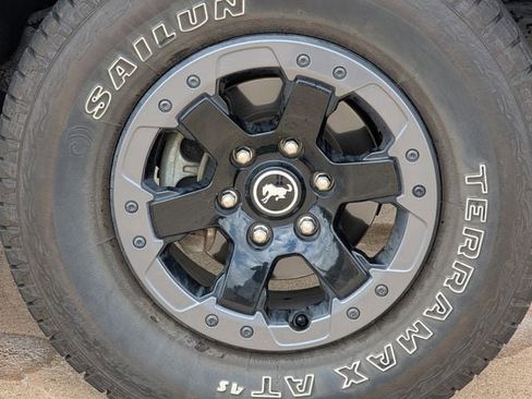 Used 2022 Ford Bronco Badlands AWD/4WD image 11