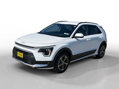 New 2026 Kia Niro LX