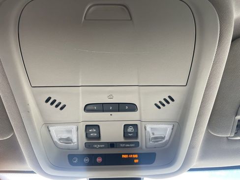 Used 2018 GMC Terrain Denali w/ Advanced Safety Package AWD/4WD image 27